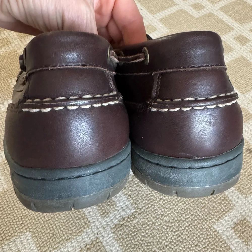 L.L. Bean Leather Camp Moc Loafers Brown Office Travel Fall Outdoor 9.5 Wide